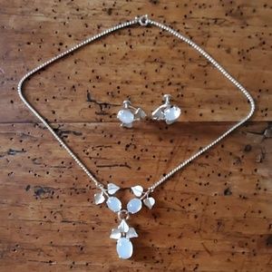Vintage Van Dell necklace and earrings